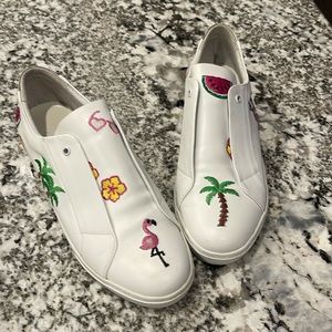 Here/now sneakers size 40